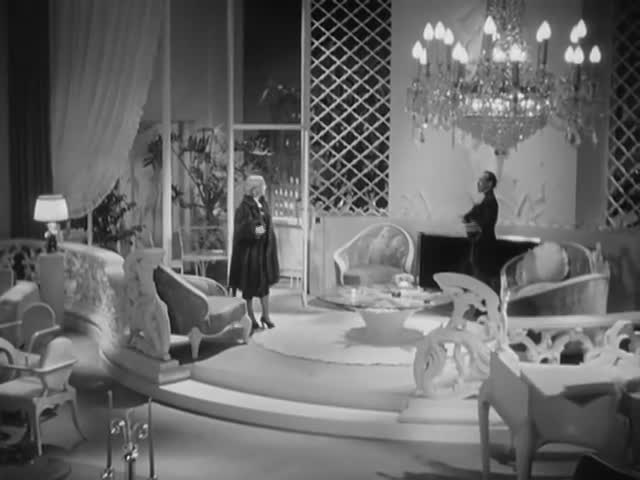 Thumbnail image for Easy Living (1937)