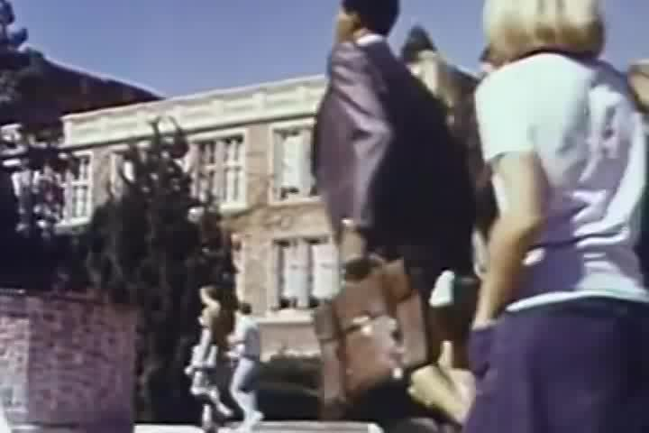 Thumbnail image for Room 222